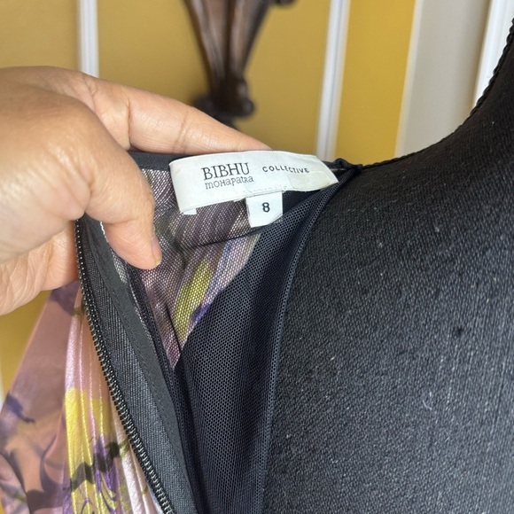 Bibhu Mohapatra x RTR
Puff Shoulder Printed Dress - Picture 5 of 14